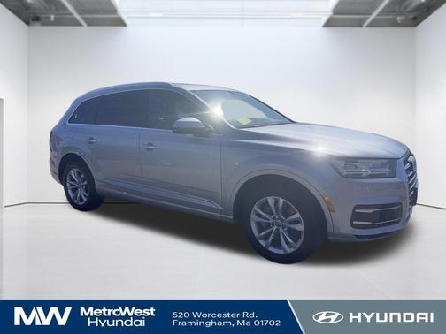 2019 Audi Q7 45 Premium Plus