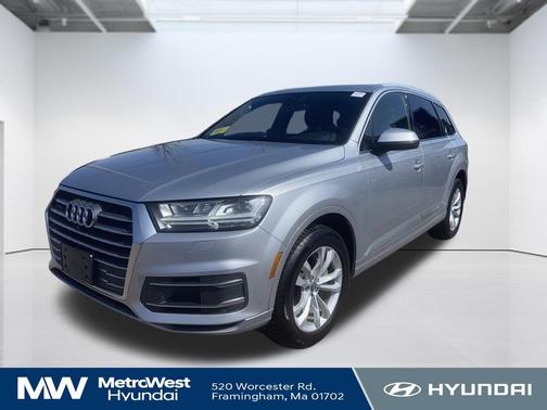 2019 Audi Q7 45 Premium Plus