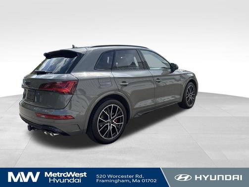 Chronos Gray Metallic 2024 Audi SQ5 3.0T Premium Plus