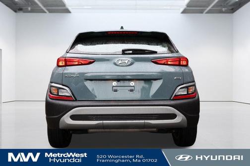 2022 Hyundai KONA SE