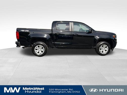 Black 2021 Chevrolet Colorado LT