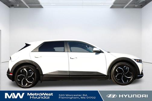 2023 Hyundai IONIQ 5 SEL