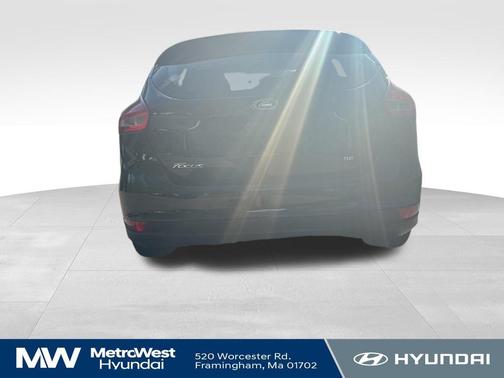 Shadow Black 2018 Ford Focus SE