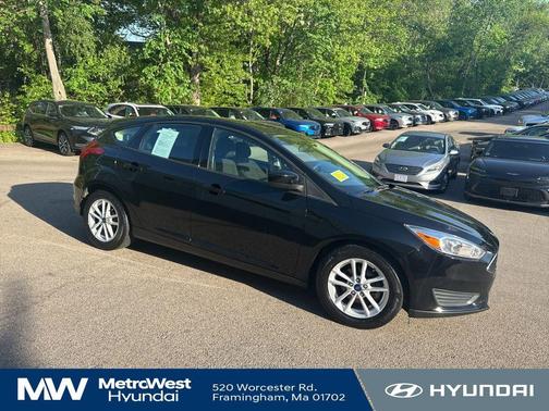 Shadow Black 2018 Ford Focus SE