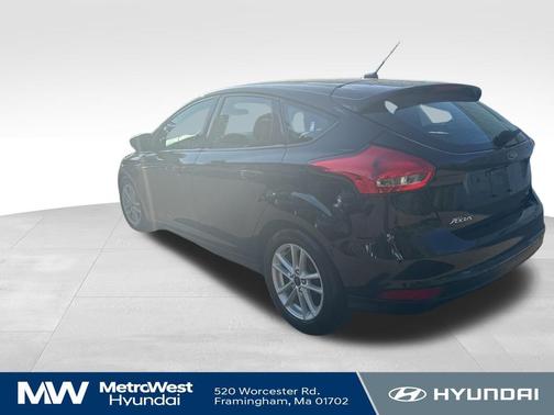 Shadow Black 2018 Ford Focus SE