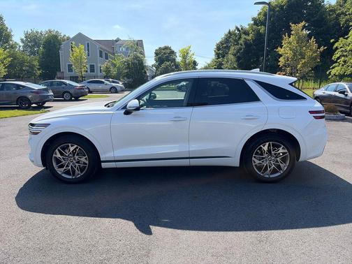Uyuni White 2025 Genesis GV70 2.5T AWD