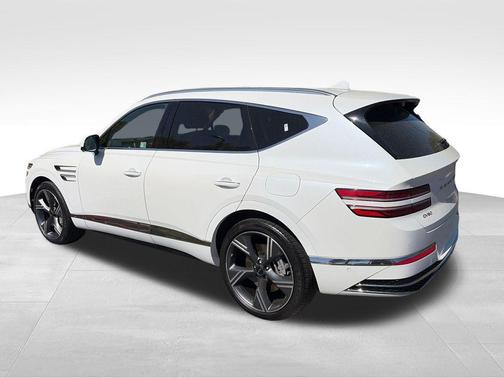 Uyuni White 2025 Genesis GV80 3.5T