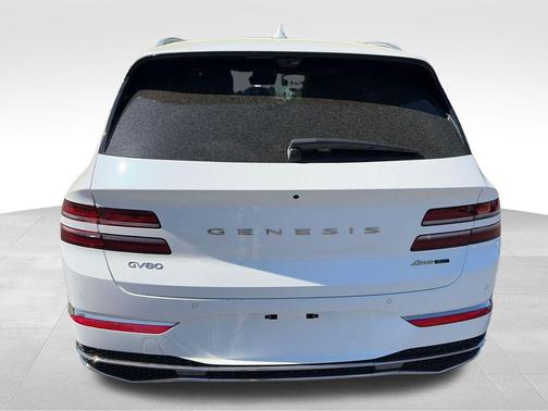 Uyuni White 2025 Genesis GV80 3.5T