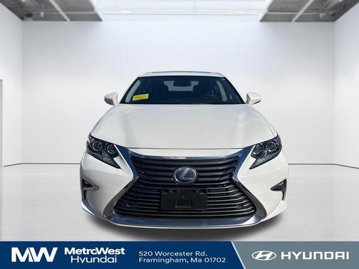 2017 Lexus ES 300h Base