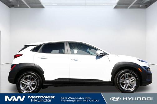 2023 Hyundai KONA SE