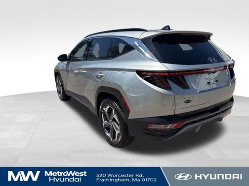 Shimmering Silver 2024 Hyundai TUCSON Limited