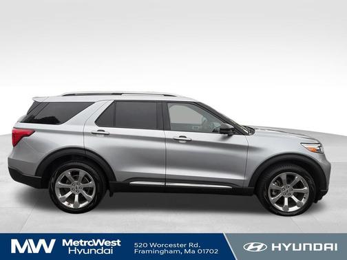 White 2020 Ford Explorer Platinum