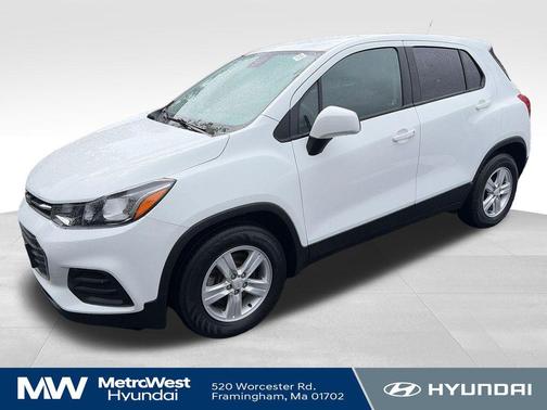 Summit White 2021 Chevrolet Trax LS