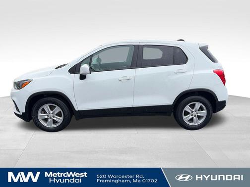 Summit White 2021 Chevrolet Trax LS