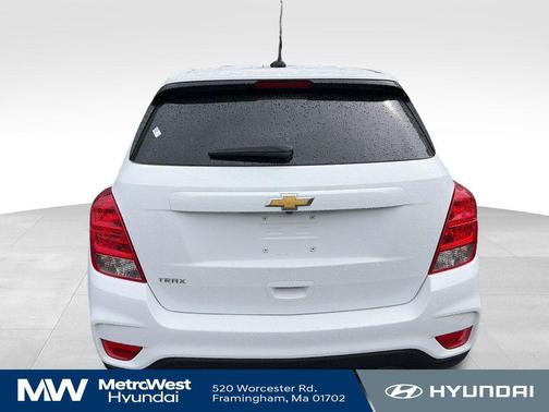 Summit White 2021 Chevrolet Trax LS