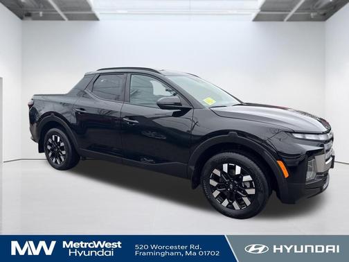 Phantom Black 2025 Hyundai SANTA CRUZ SEL Activity