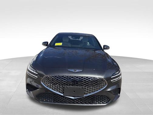 Makalu Gray 2025 Genesis G70 2.5T AWD