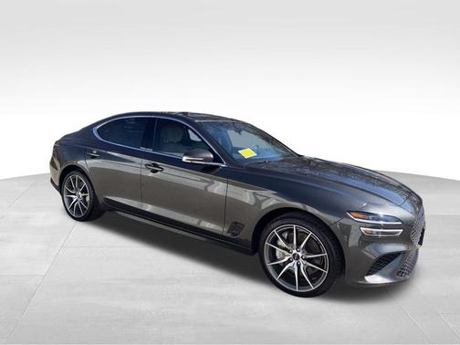 Makalu Gray 2025 Genesis G70 2.5T AWD