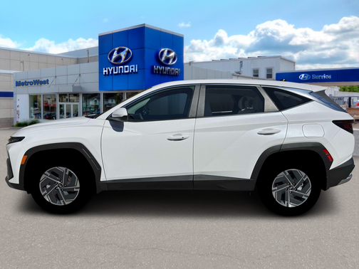 Creamy White Pearl 2026 Hyundai TUCSON Hybrid Blue SE