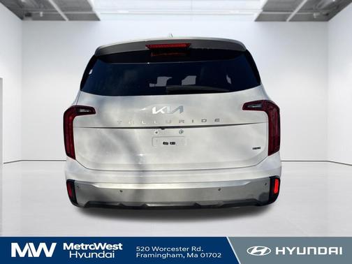 2024 Kia Telluride LX
