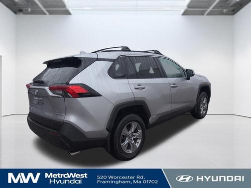 2023 Toyota RAV4 Hybrid XLE