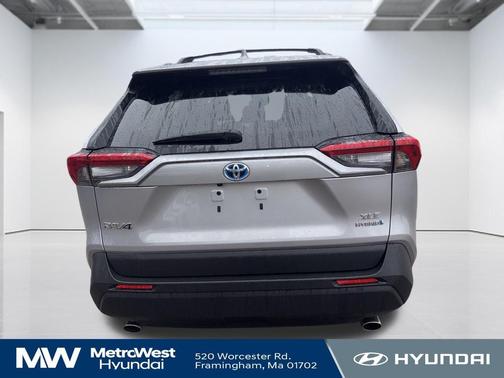 2023 Toyota RAV4 Hybrid XLE