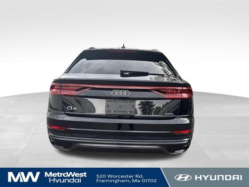 Orca Black Metallic 2021 Audi Q8 55 Premium Plus
