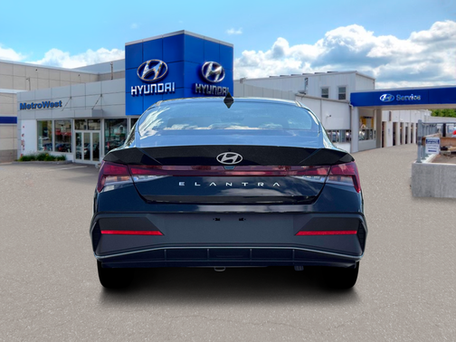 Abyss Black 2026 Hyundai ELANTRA SE
