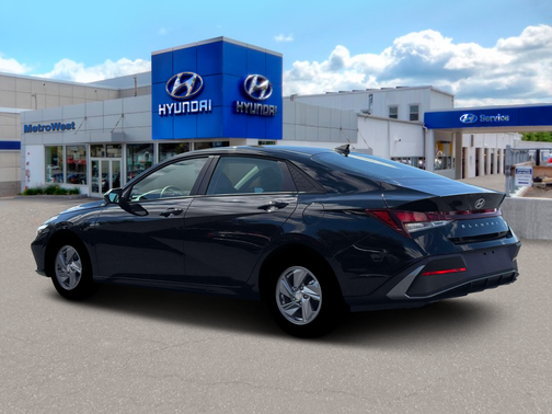 Abyss Black 2026 Hyundai ELANTRA SE