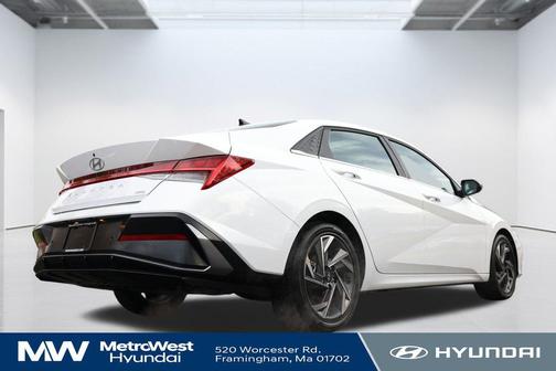 2024 Hyundai ELANTRA HEV Limited