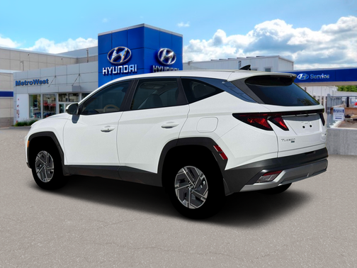 Creamy White Pearl 2026 Hyundai TUCSON Hybrid Blue SE