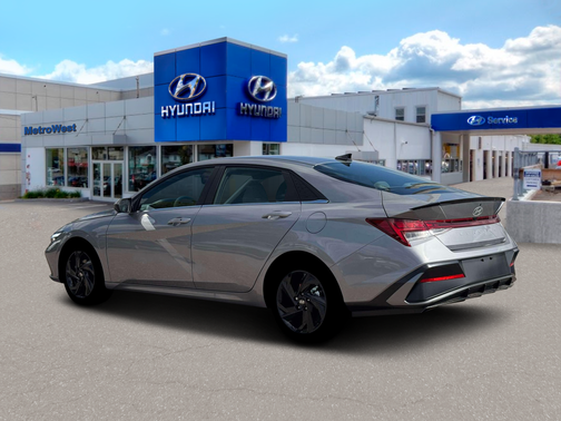Fluid Metal 2026 Hyundai ELANTRA Sport