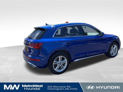 Ultra Blue Metallic 2024 Audi Q5 e 55 S line Premium Plus