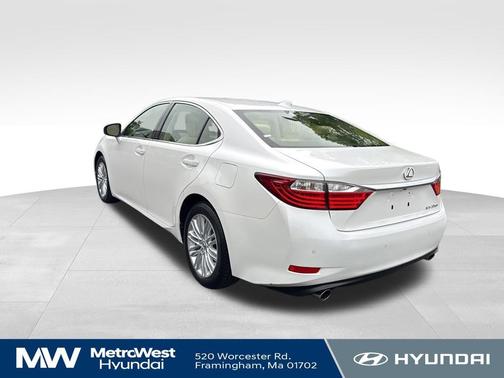 Starfire Pearl 2015 Lexus ES 350 Base