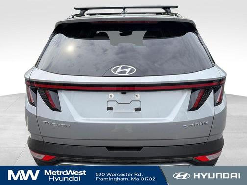 Shimmering Silver 2024 Hyundai TUCSON Hybrid Limited