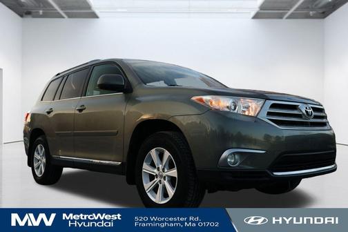 2011 Toyota Highlander SE