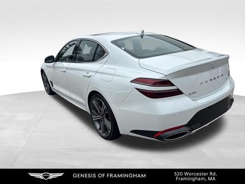 Uyuni White 2025 Genesis G70 2.5T AWD