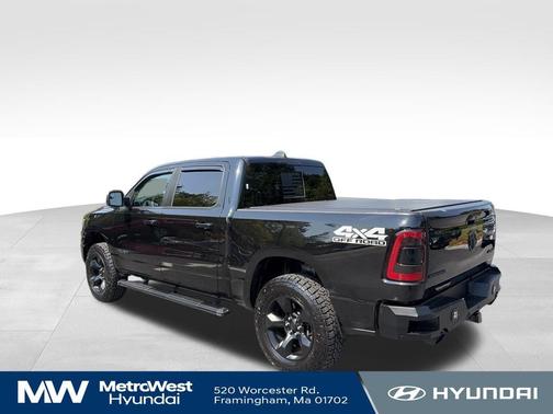 Diamond Black Crystal Pearlcoat 2019 RAM 1500 Big Horn