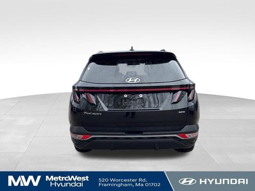 Black Pearl 2024 Hyundai TUCSON SEL