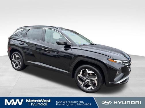 Black Pearl 2024 Hyundai TUCSON SEL