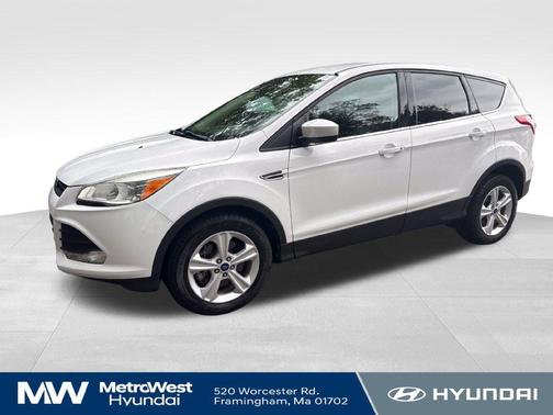 Oxford White 2014 Ford Escape SE
