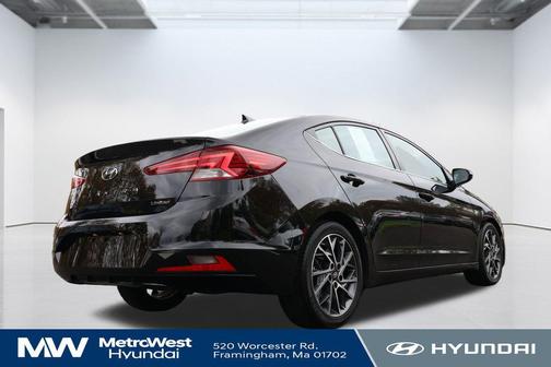 2019 Hyundai ELANTRA Limited