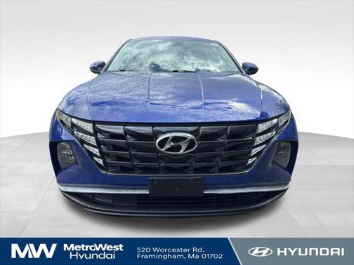 2022 Hyundai TUCSON SE