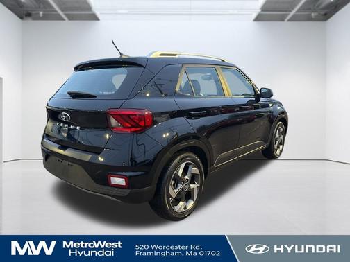 2023 Hyundai VENUE SEL