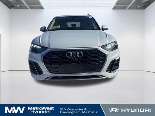 2023 Audi Q5 45 S line Premium Plus