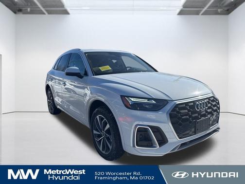 2023 Audi Q5 45 S line Premium Plus