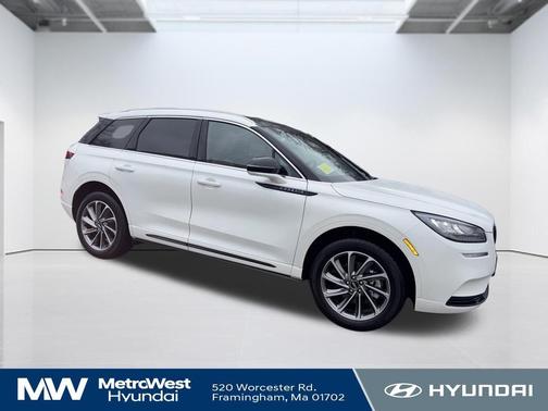 Pristine White Metallic Tri-Coat 2022 Lincoln Corsair Grand Touring