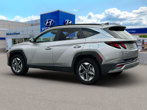 Shimmering Silver 2026 Hyundai TUCSON SEL