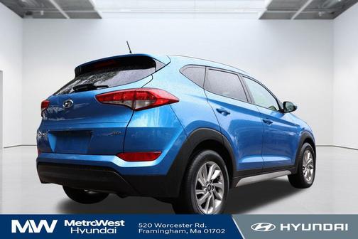 2017 Hyundai TUCSON SE