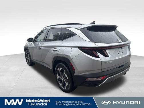 Shimmering Silver 2024 Hyundai TUCSON Plug-In Hybrid Limited